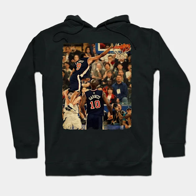 Vince Carter And Kevin Garnett - The Dunk Of Death Hoodie